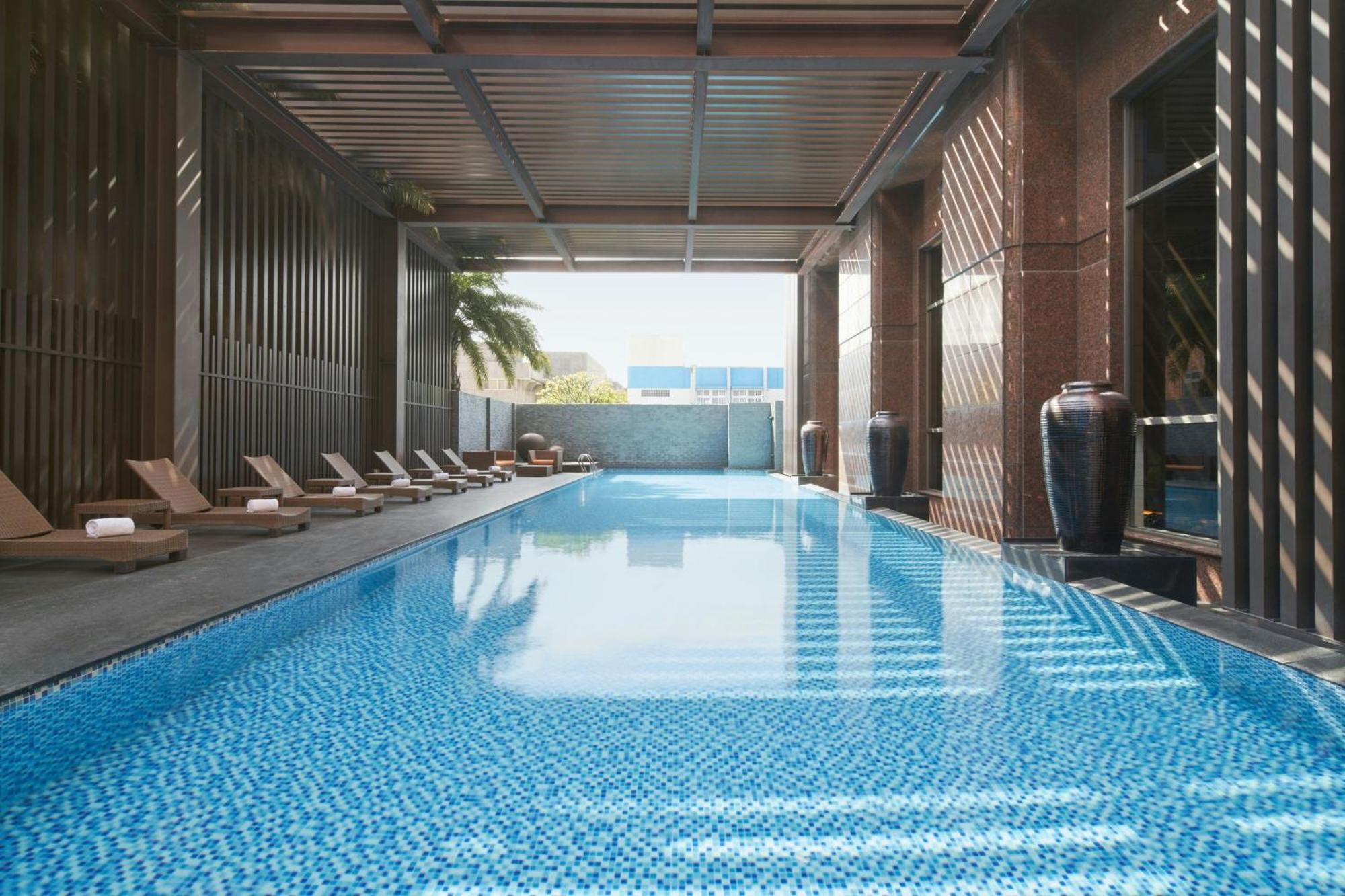 Sheraton Taitung Hotel Exterior foto The swimming pool at The Hari