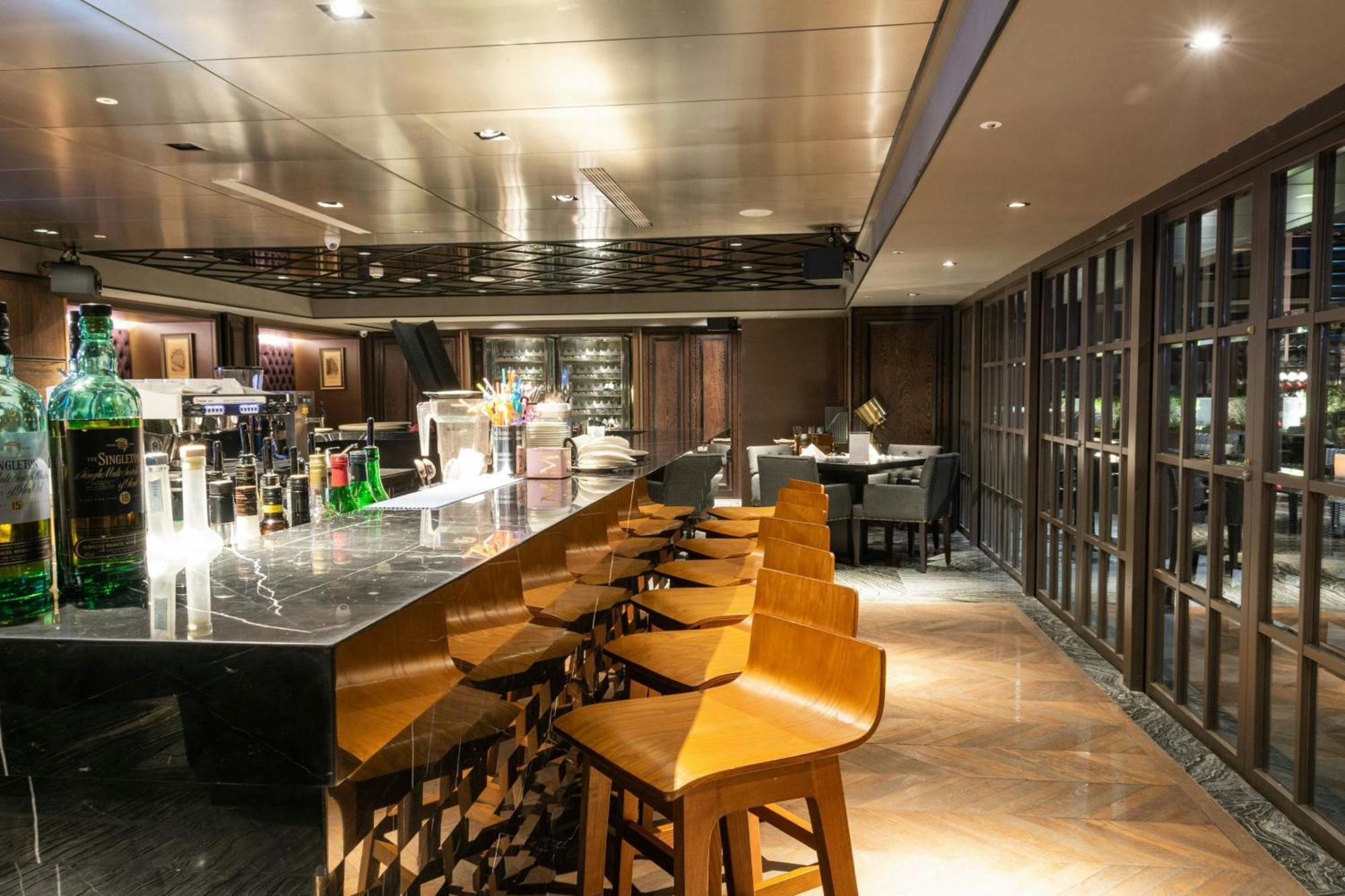 Sheraton Taitung Hotel Exterior foto The bar at the lounge